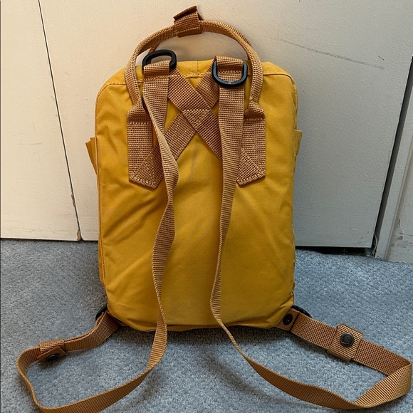 Kånken Mini Yellow Backpack - Picture 3 of 5